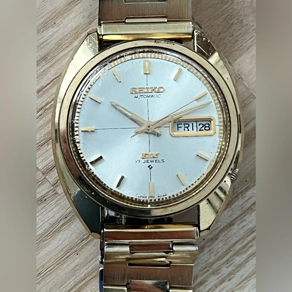 Seiko DX Automatic Rare Vintage Men’s Watch Gold Bracelet Case Silver Dial
